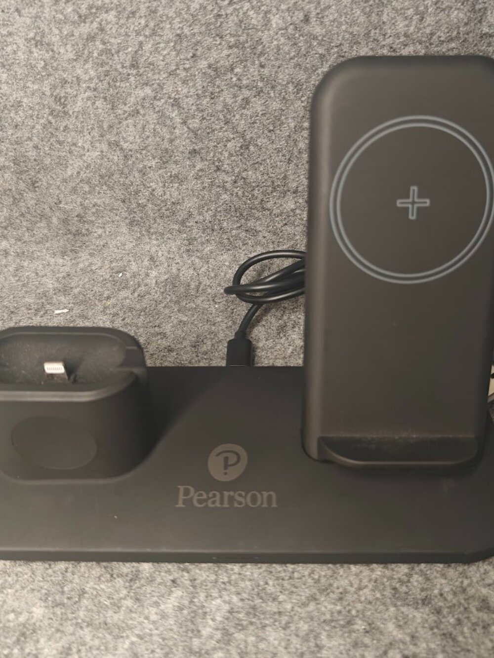 Pearson W01 Wireless Charging Station Multi‑Device Charger Preowned